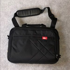COPY - Case Logic 15 inch Laptop Bag